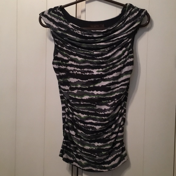 Top - Picture 3 of 5